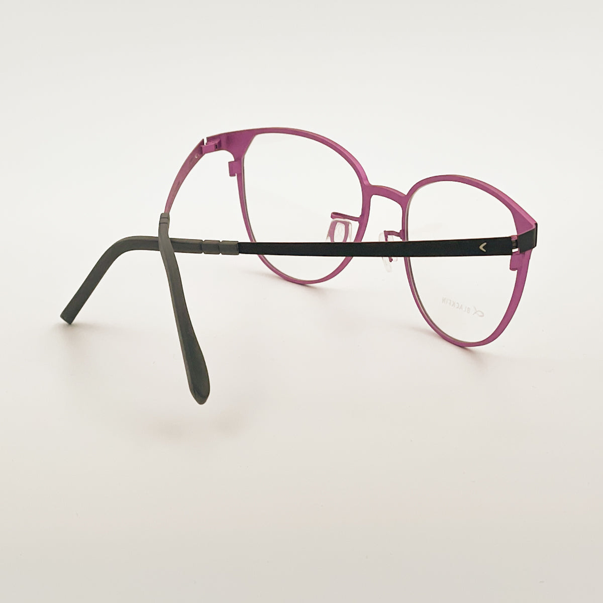 Blackfin Melrose occhiali da vista da donna design sinuoso e femminile grigio satinato fucsia