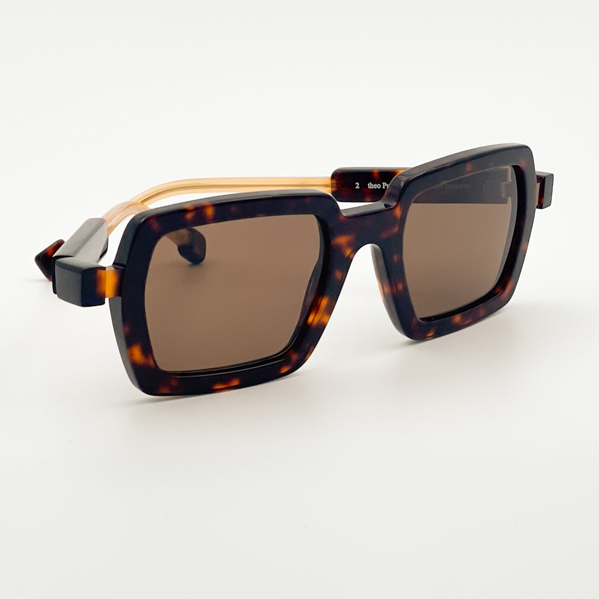 Theo Eyewear occhiali da sole da donna tartarugato marrone  