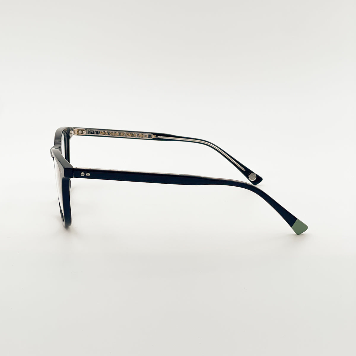 Marjo Design Lab | Flame - Black