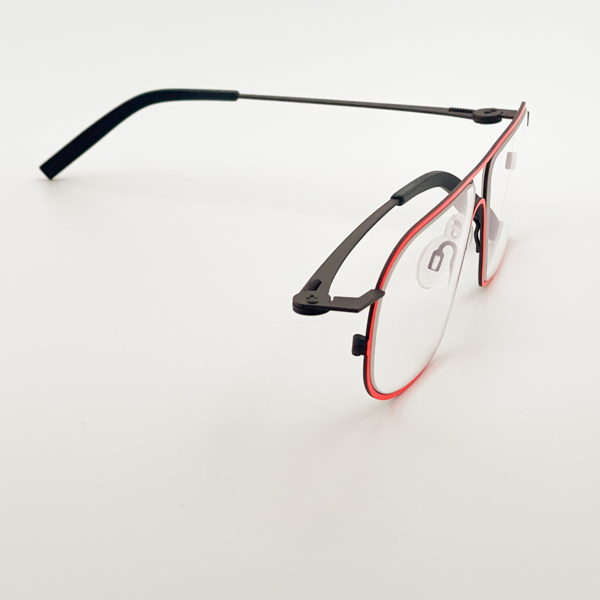 Theo | Isogon - Nero / Arancio / Ruggine